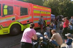 Den-s-hrdinou-2025-OVA-15