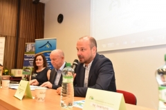 zprava: Mgr. et Mgr. Lukáš Curylo, PaedDr. Zdeněk Moldrzyk, Bc. Radka Švejnohová (zahájení konference)