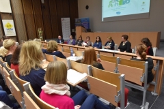 Panelová diskuse jednotlivých členů týmů zajišťujících stabilitu dítěte (workshop)