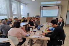 Vzdel-pestouni-10-2025-KA-3jpg